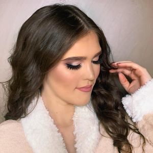 Meet your Posher, Gabriela